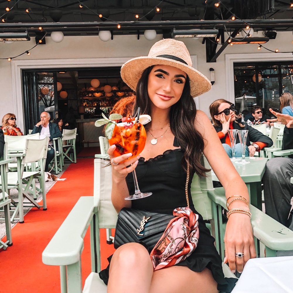 Meet your Posher, Alix